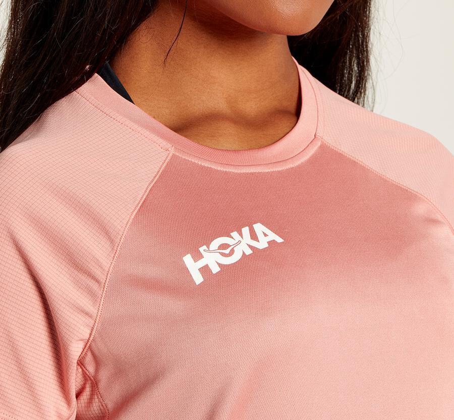 Hoka One One Womens Tops - Performance Short Sleeve - Pink - HRNK46893